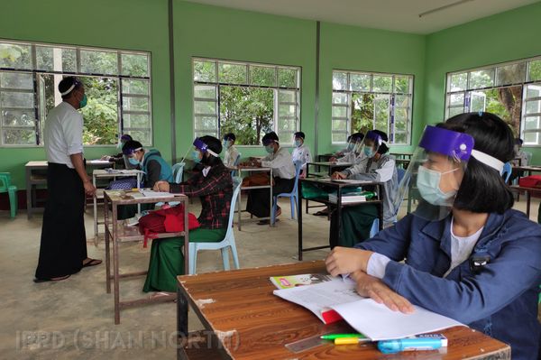 缅甸大中小学校开课情况及上学人数