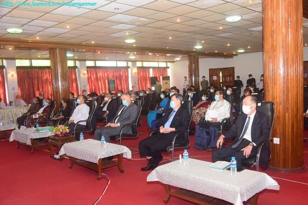 缅甸外交部长向在仰光的外交官团体阐述目前政治局势