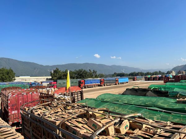 本财年前四个月中缅边贸同比去年下跌超20亿美元