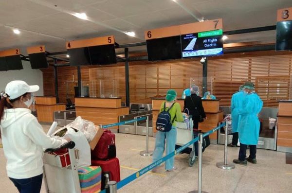 所有乘坐缅甸国内航班乘客必须持有48小时以内的核酸检测报告