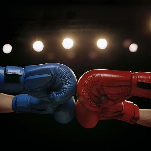 “命悬一线！”