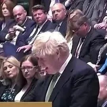 他们轮番宣布制裁