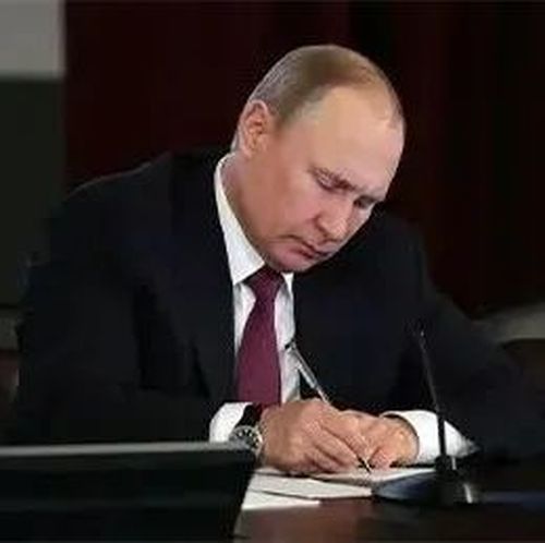 普京回应禁运：两天之内，拉出清单