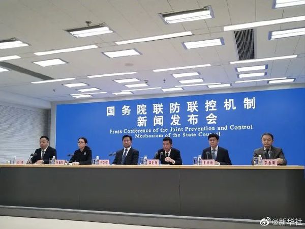 中国疫情防控不能也不会“躺平”