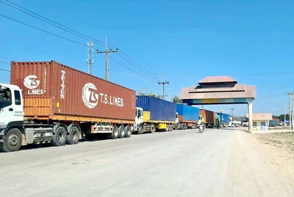 妙瓦底口岸减少饮料食品进口