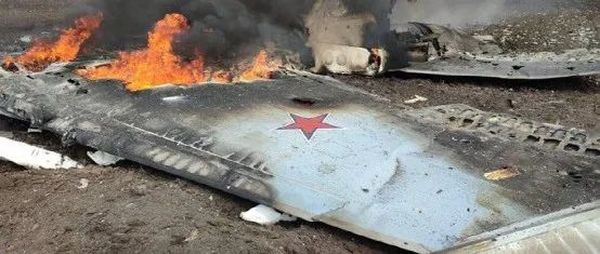 最新！普京签署总统令，乌克兰：击落一架苏-35！油价立马飙升！