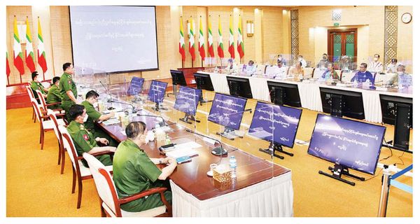 修改宪法的政党小组与军事委员会和平委员会会面