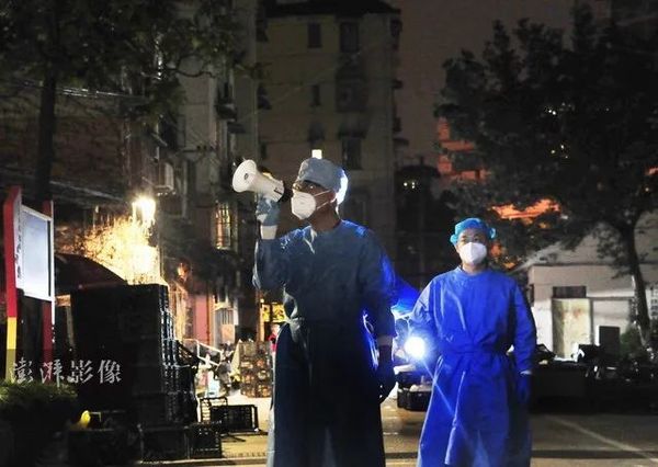 疫情越复杂，越要全面准确坚持“动态清零”