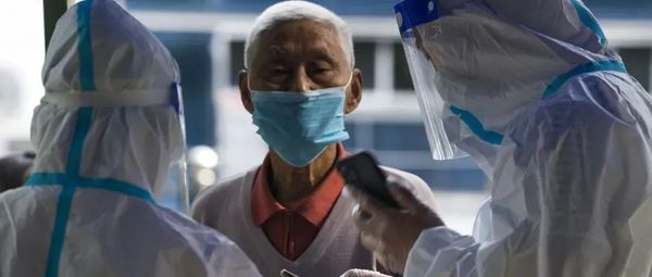 每盒进口2300元的美国新冠口服药要榨干中国医保？