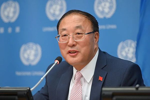 联合国安理会审议乌克兰问题中方呼吁国际社会共同管控负面外溢影响