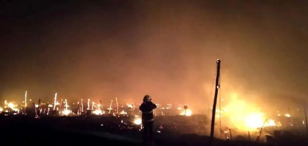 缅甸若开邦马哈穆尼难民营发生大火