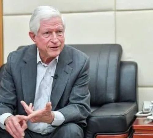 “我认为美国人最大误解之一是中国人不快乐”