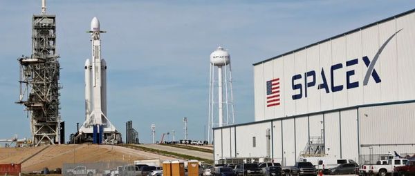 美将军：“它彻底摧毁了普京的信息战”