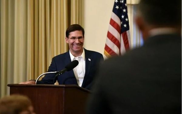 批准对台军售，前防长窜访台湾：美国极限挑衅逼中国加速统一