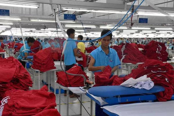 缅甸经济参赞建议扩大缅德双边贸易