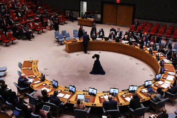 迅速升级，闹到联合国！