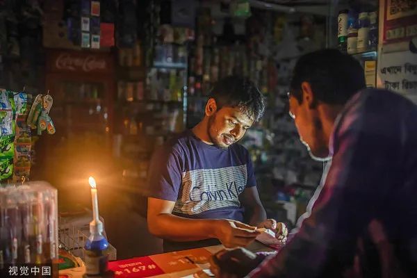 “当我们遇到麻烦时，中国会挺身而出”