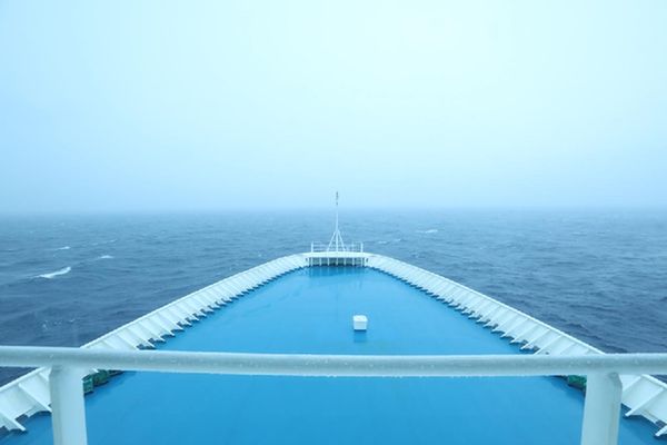 他们炒作“阻止中国科考船”