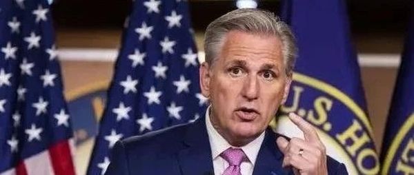 麦卡锡窜台“明火执仗”的，届时要不要“胖揍”他一顿？