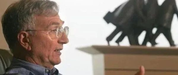 美知名记者爆猛料后，这里成为新“战场”