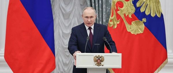 普京在《人民日报》发文