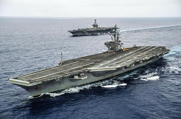 台海火药味渐浓！山东舰前出西太平洋，美国准将建议白宫多造战舰……