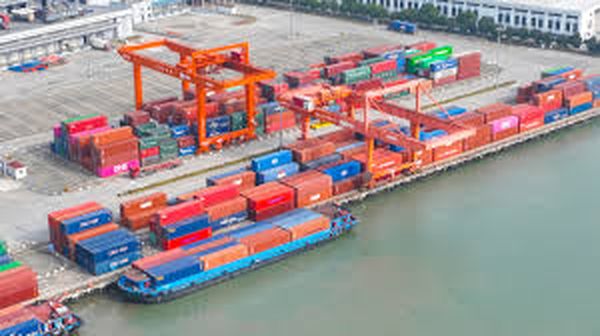 美高官叫嚣：美国已经对华发起新冷战，目标是摧毁中国供应链！