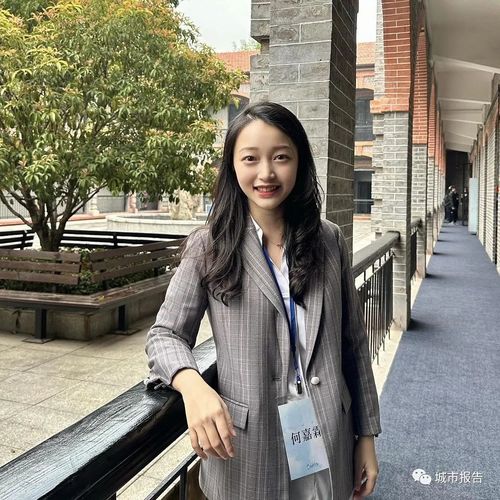 马英九参访团2位台湾女生，人美心善，言行举止赢得一致好评