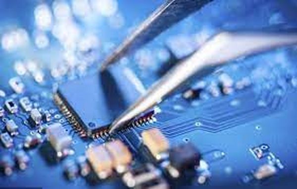 大批美企赴华抢芯片市场，日韩荷三国懵了……