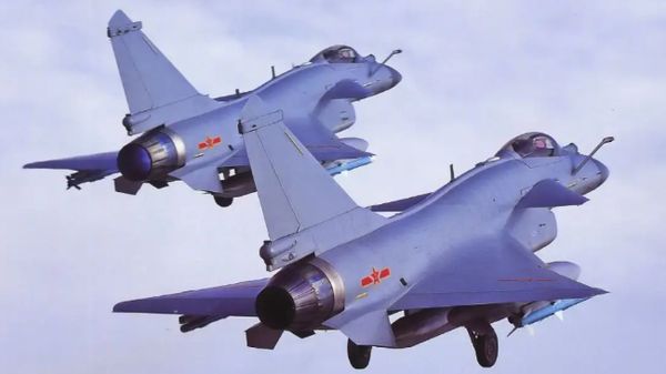 中美东南亚隔空交锋！美国航母到访越南后，中泰空军联合训练开启！