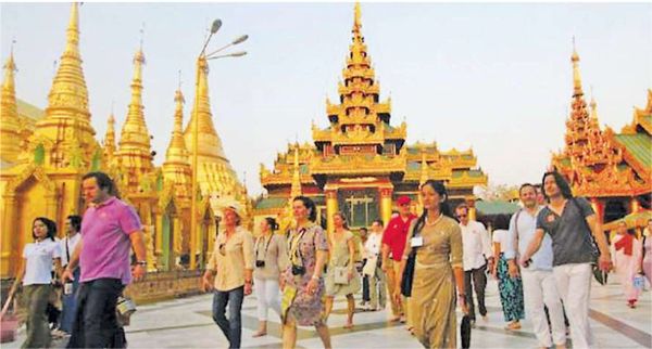 今年上半年有超过45万名国外游客进入缅甸游览