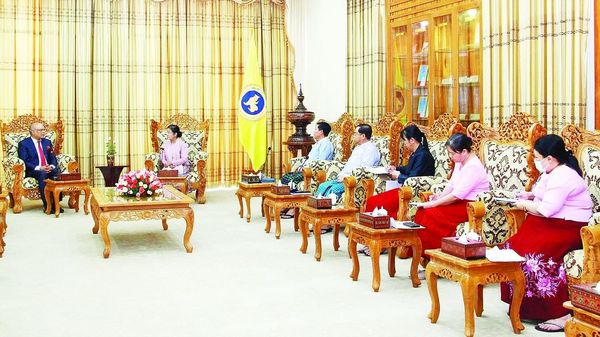 商讨孟加拉国塔卡和缅甸缅币直接结算事宜