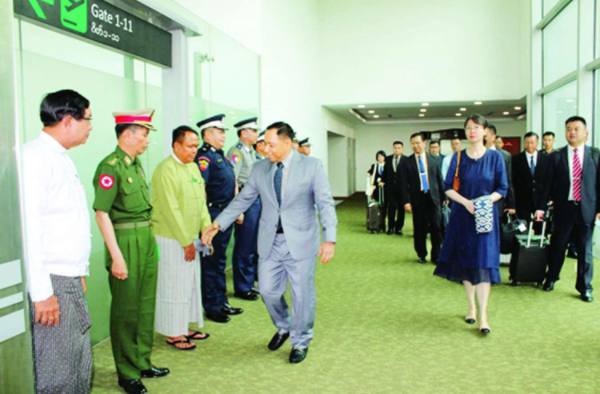 缅甸内政部长访问中国