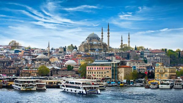 今年头5个月进入土耳其伊斯坦布尔的国外游客人数将近700万人