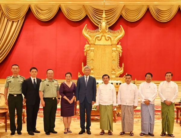 陈海大使辞行拜会缅甸领导人敏昂莱
