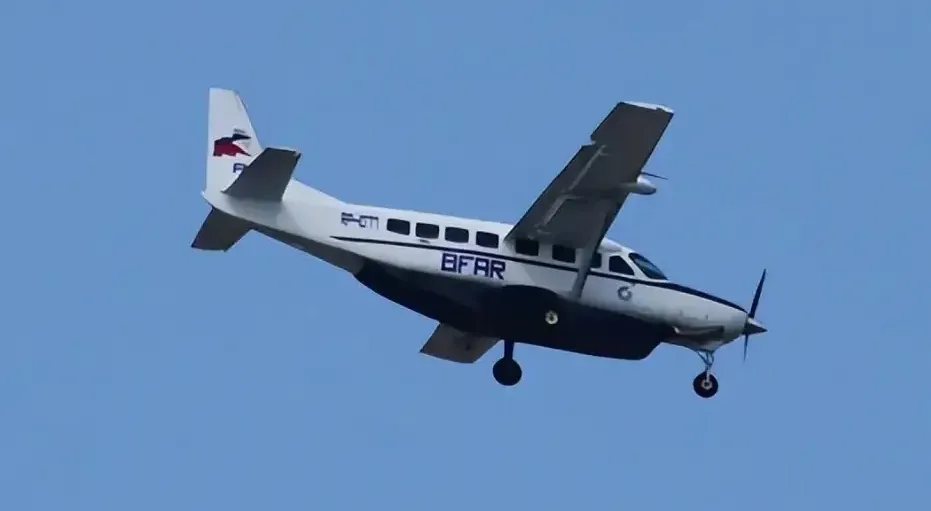 非法闯入黄岩岛领空，菲律宾军机又来碰瓷！是时候一劳永逸解决了