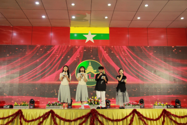 新世纪学校​隆重举行2025届学前、小学、初中毕业升学典礼