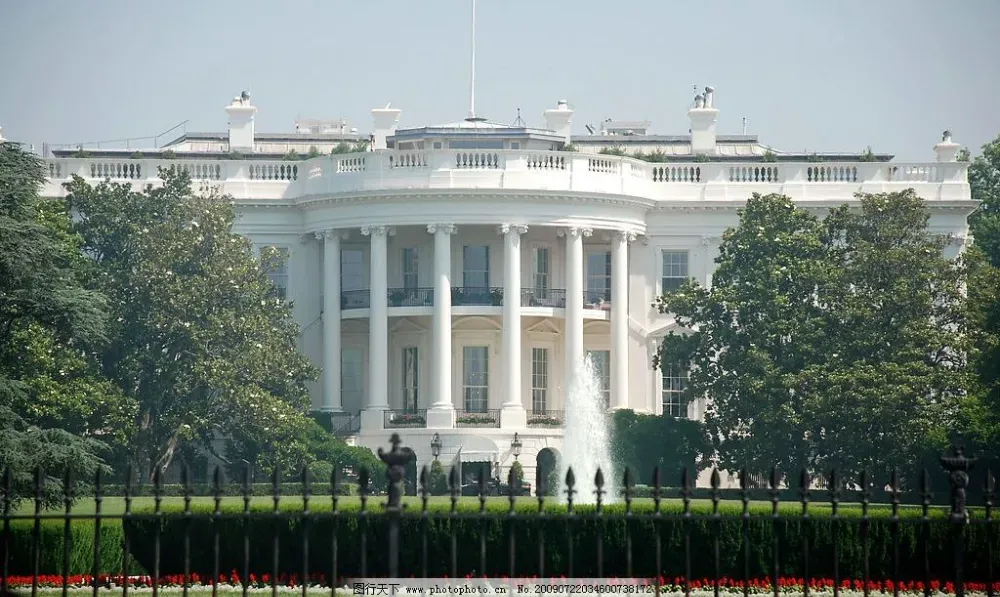 白宫逮到破坏和平内奸，欧洲不打自招，俄军上千公里战线全面突破！