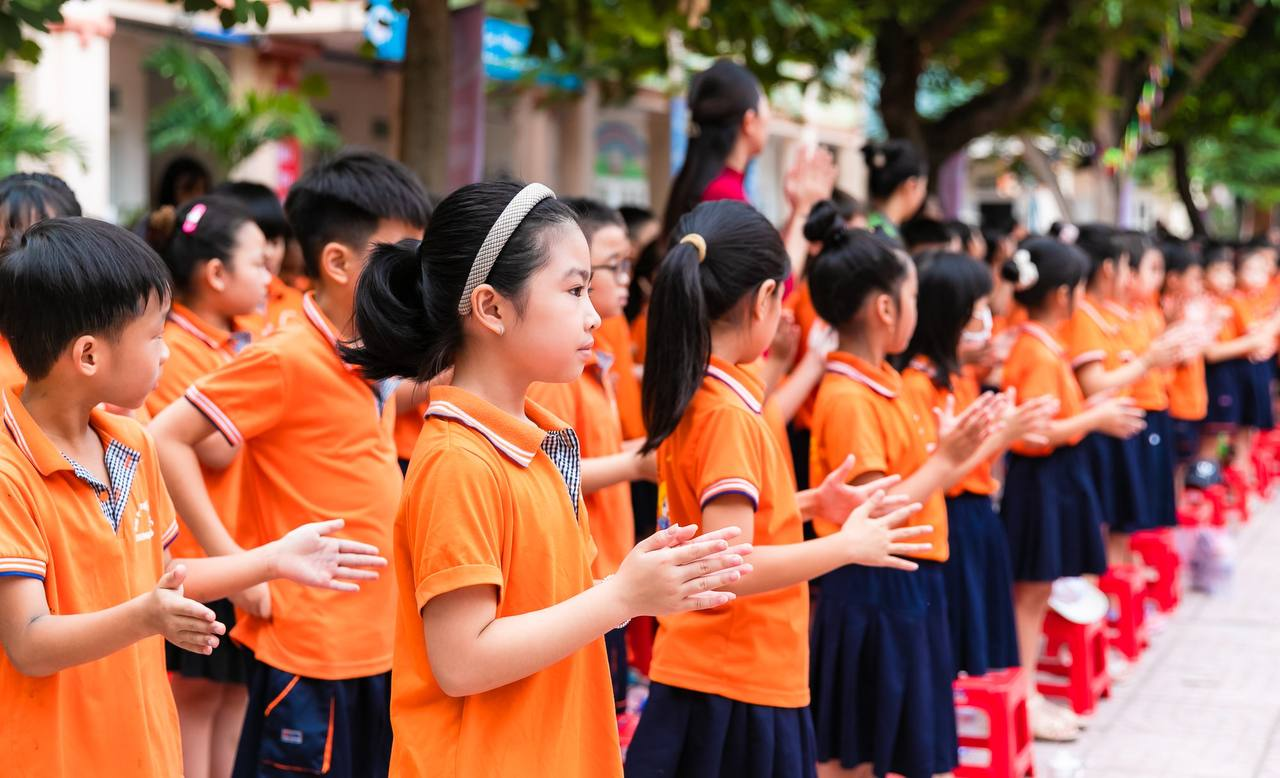 越南国家大中小学生2,600万人迎来新学年的学习