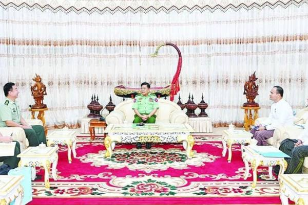 缅甸国防部部长与中国驻缅甸国防武官会面 商讨两军间合作事宜