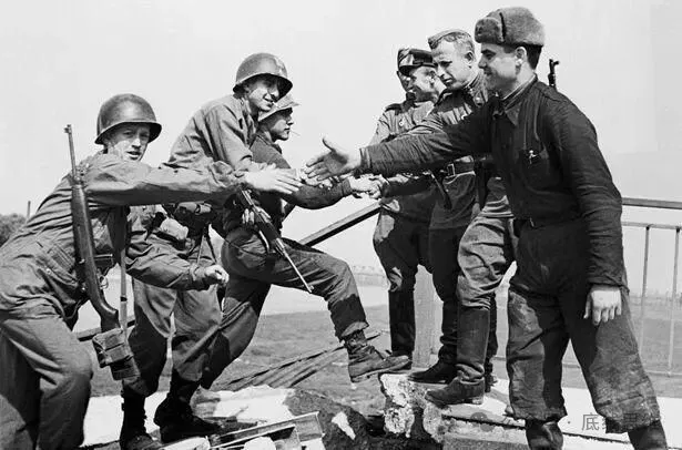 中国主动撑出“中美苏大三角”，其历史意义被低估了