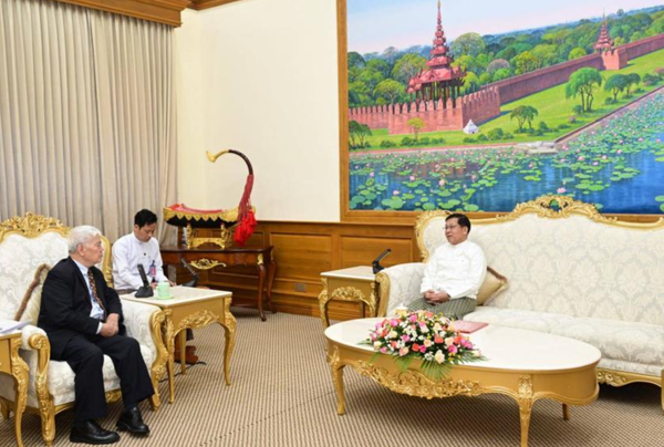缅甸代总统敏昂莱大将会见越-缅友好协会主席 讨论政治发展及大选筹备事宜