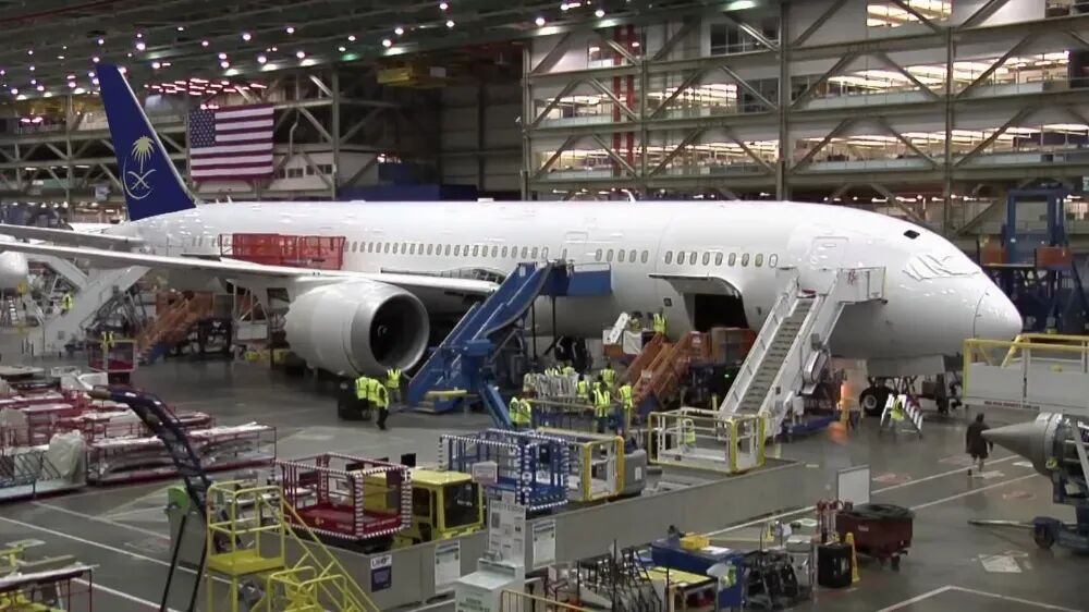 中欧合作取得重大成就，中国对美脱钩动真格，白宫在台海做出妥协…