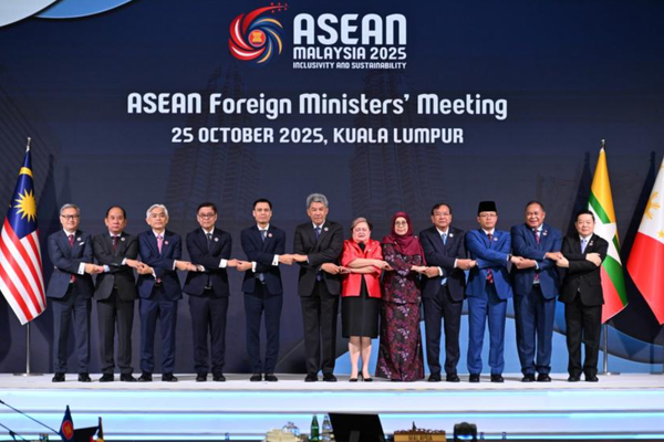 东盟就缅甸和平达成“五点共识”并发布包含28点审查决定的声明