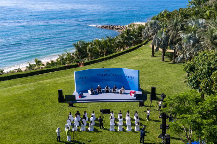 探寻南海的历史与真相   “听海观潮”主题沙龙活动在三亚举行