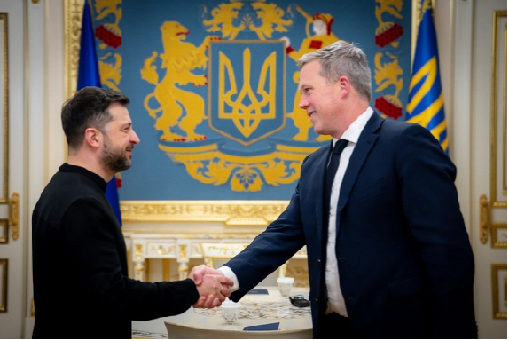 爆料：美俄“秘密会谈”