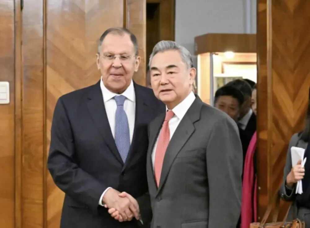 压力巨大，高市做出澄清，日本人的阴谋诡计要破产？