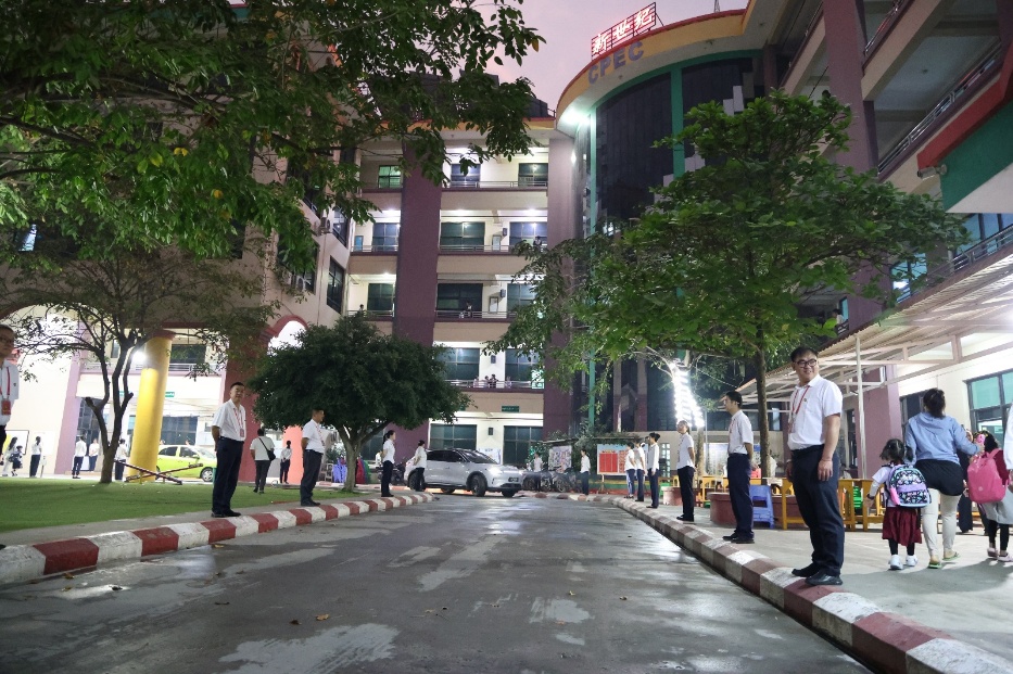 缅甸新世纪国际中文学校迎来新学期