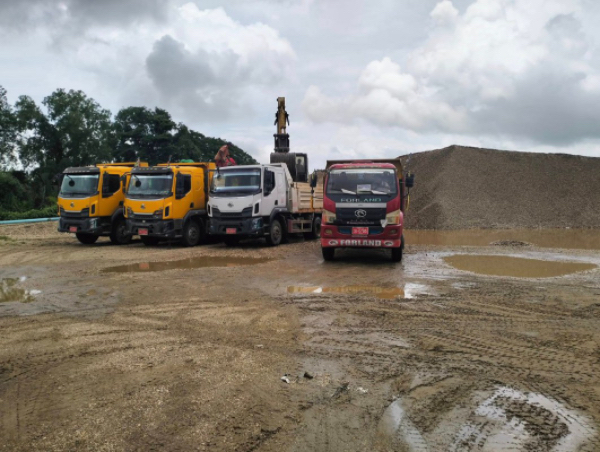 供应中断引发涨价潮 仰光沙石价格创历史新高