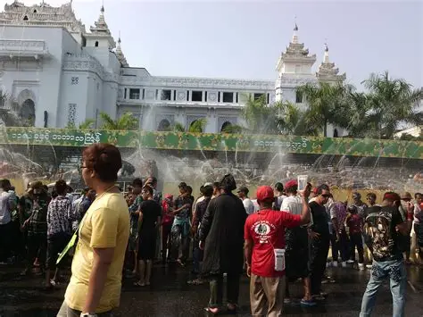 不喜欢泼水节的一群老古董  (二)为什么不喜欢泼水节？